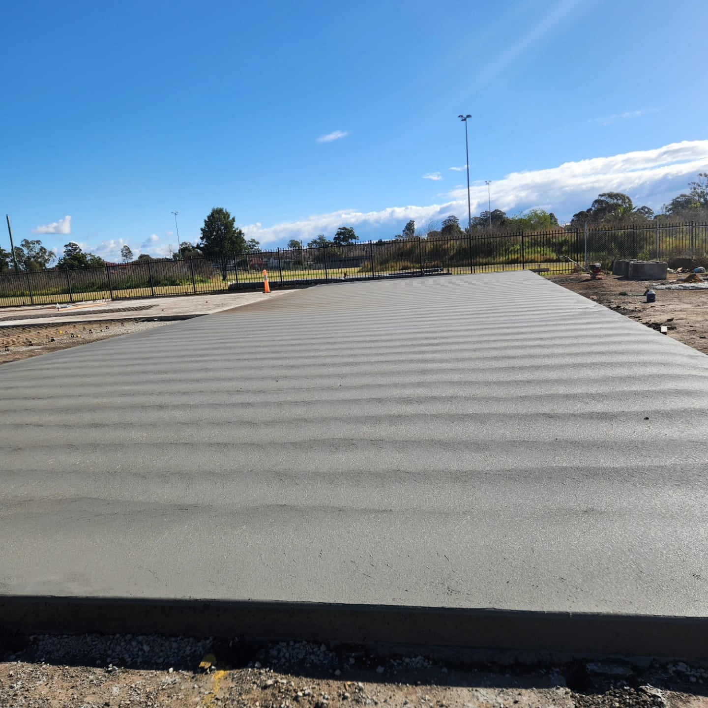 Perfectly finished large commercial concrete slab